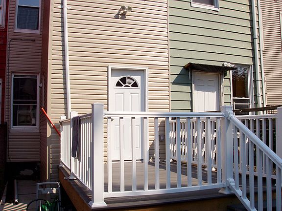 4th image of 255 Randolph Ave
