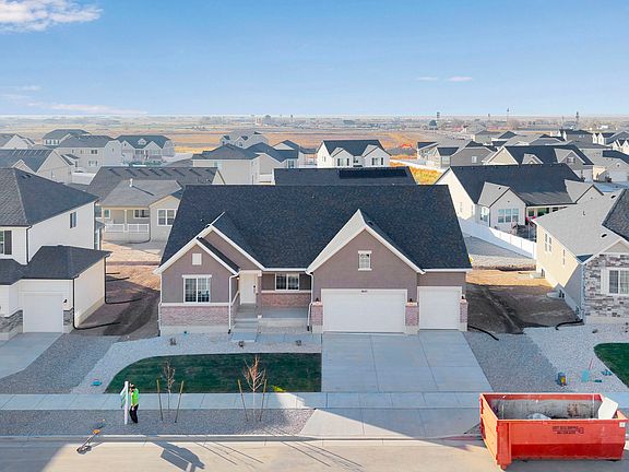 3rd image of 8645 N Halloran Ct #1323