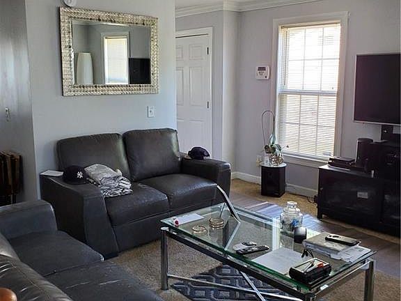3rd image of 516 Ashlawn Dr #B