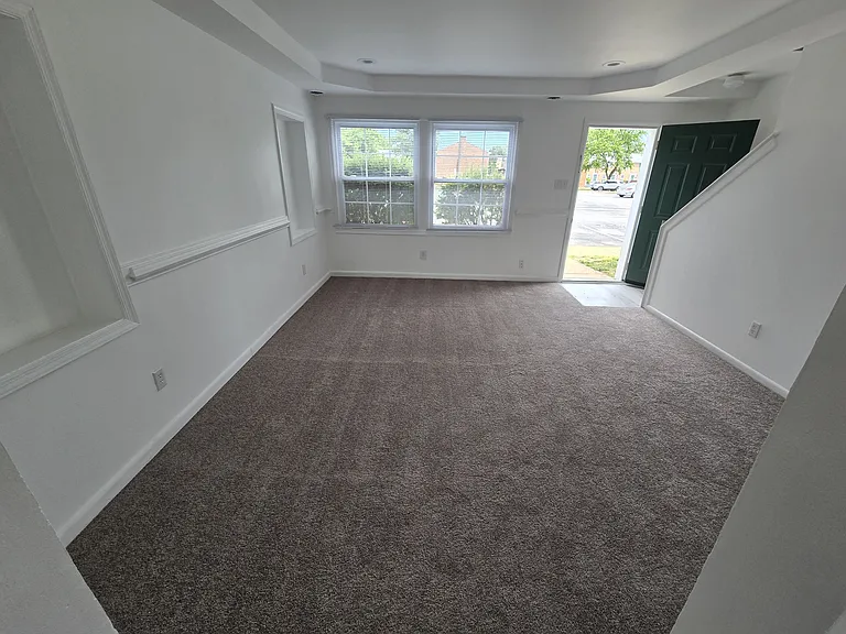 2626 Wayside Dr — Photo 5