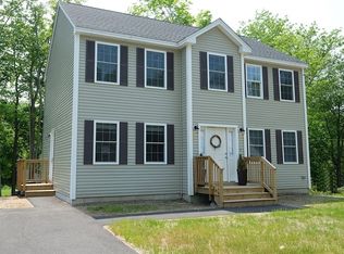 28 Tolman Ave, Leominster, MA 01453