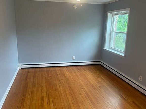3rd image of 13 Western Ave #3