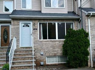 583 Bloomingdale Rd, Staten Island, NY 10309