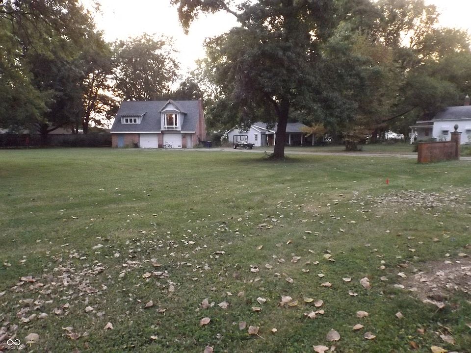 2nd image of 563 Eastern Ave