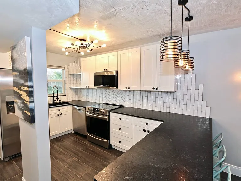 225 Turtle Lake Ct #204 — Photo 4