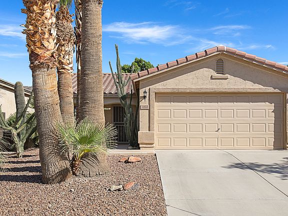2nd image of 1822 W Muirwood Dr