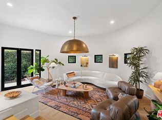 2065 Watsonia Ter, Los Angeles, CA 90068