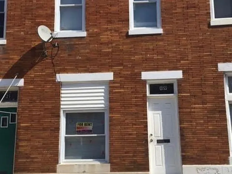 619 N Pulaski St — Photo 2