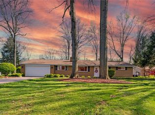 1578 Bonnie Rd, Macedonia, OH 44056