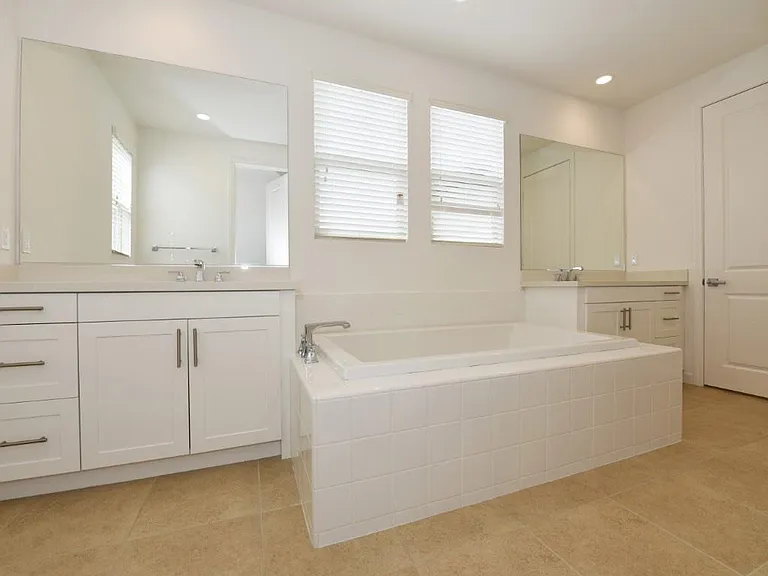 17 Arriate St — Photo 37