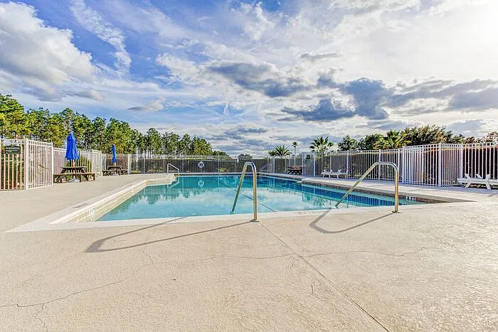 218 N Hampton Dr — Photo 46