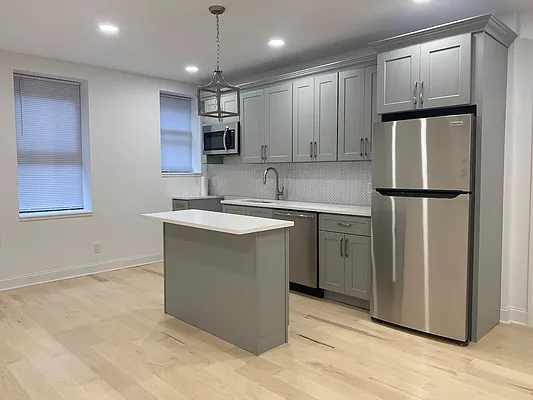 Rented by Winzone Realty Inc | media 9