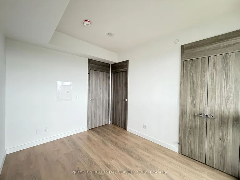 18 Esther Shiner Blvd #1205 — Photo 17