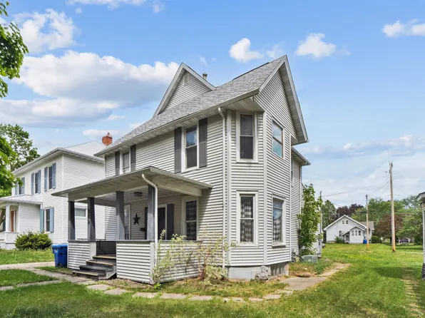 219 1st Ave NE, Oelwein, IA 50662