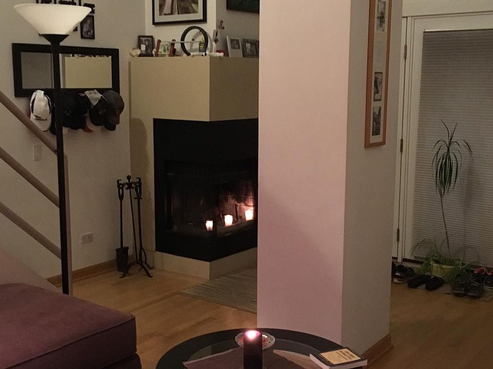 1st image of 1100 W Cornelia Ave APT 140