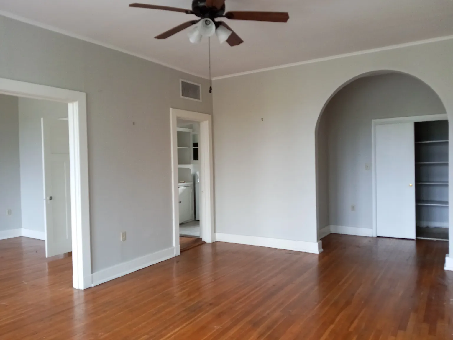 2 bed, 1600 sqft, $1,850 — Photo 3