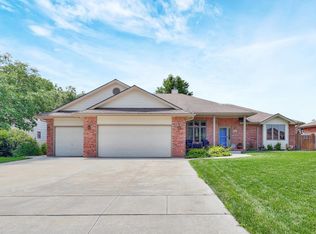 401 Richard Rd, Goddard, KS 67052