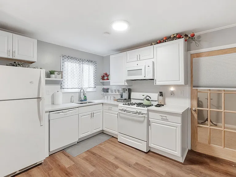 149 David Whites Ln — Photo 11