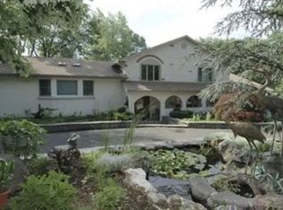 576 Valley Rd, Watchung, NJ 07069