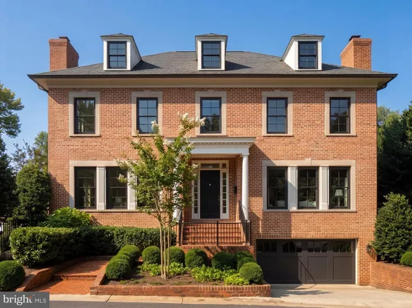 4841 Kemble Pl NW, Washington, DC 20007