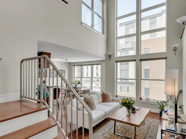 29 Wheeler St #310, Cambridge, MA 02138