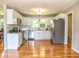 34 Emerson St, Springfield, MA 01118