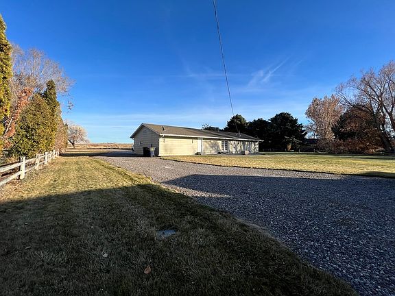 4th image of 1328 Beverly Dr