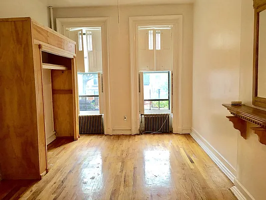 Rented by Fifth & Forever LLC | media 10