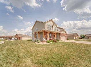 908 Ottawa Ct, Mascoutah, IL 62258