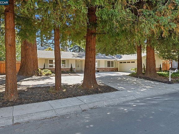 4th image of 101 Hartford Rd