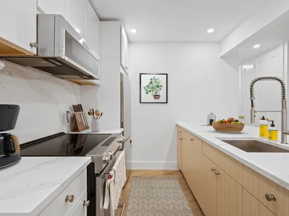 176 Atlantic Avenue image 1 of 10