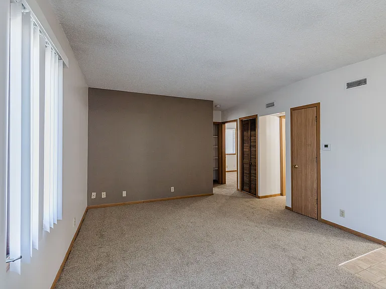 2427 J St #2 — Photo 1