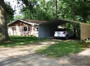2094 Miles Rd, Lapeer, MI 48446