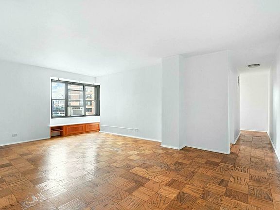 3rd image of 417 Grand St APT D1201