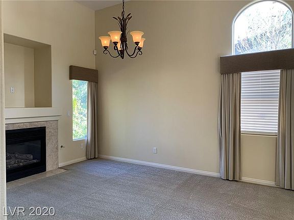 5th image of 10 Dryden Park Ave