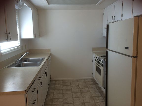 4th image of 1387 Elizabeth Cir