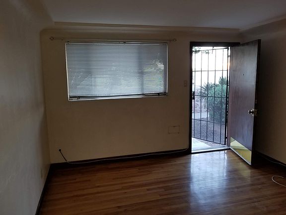 5th image of 2214 Montana Ave APT 3