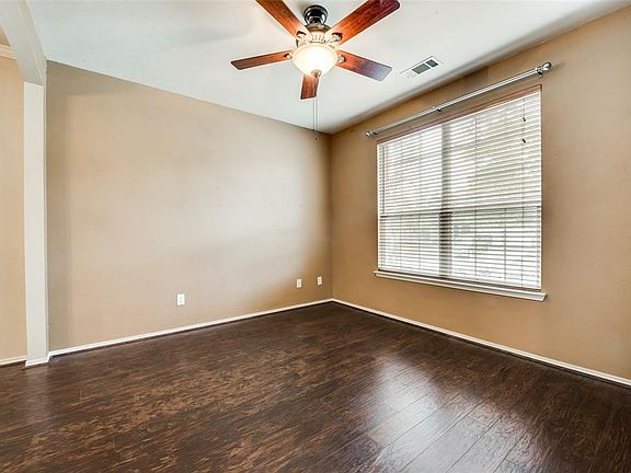 3rd image of 4229 Enchanted Rock Ln