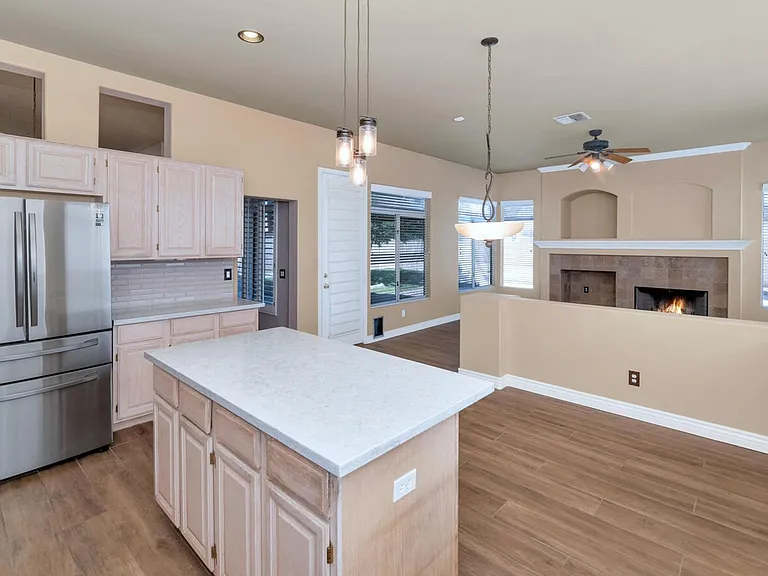 3382 W Harrison St — Photo 8
