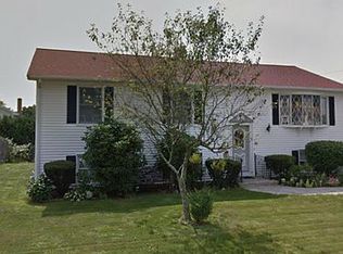 48 Rounseville St, New Bedford, MA 02745