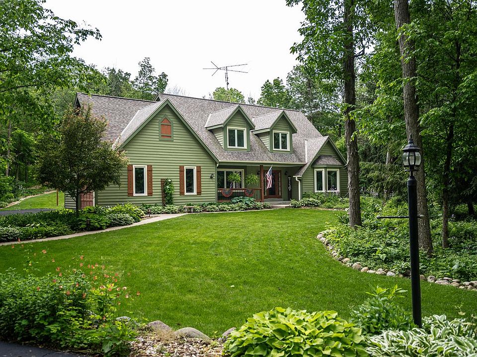 1st image of 628 Glen Erin DRIVE