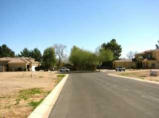 8033 W Vista Ave, Glendale, AZ 85303
