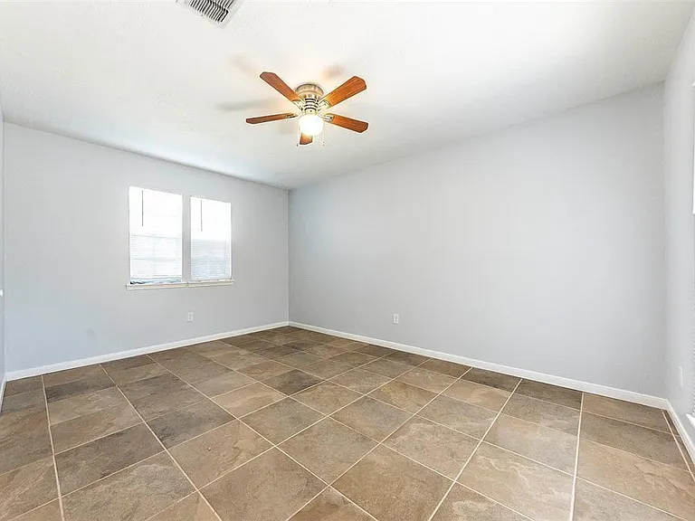 10424 Belfast Rd — Photo 5
