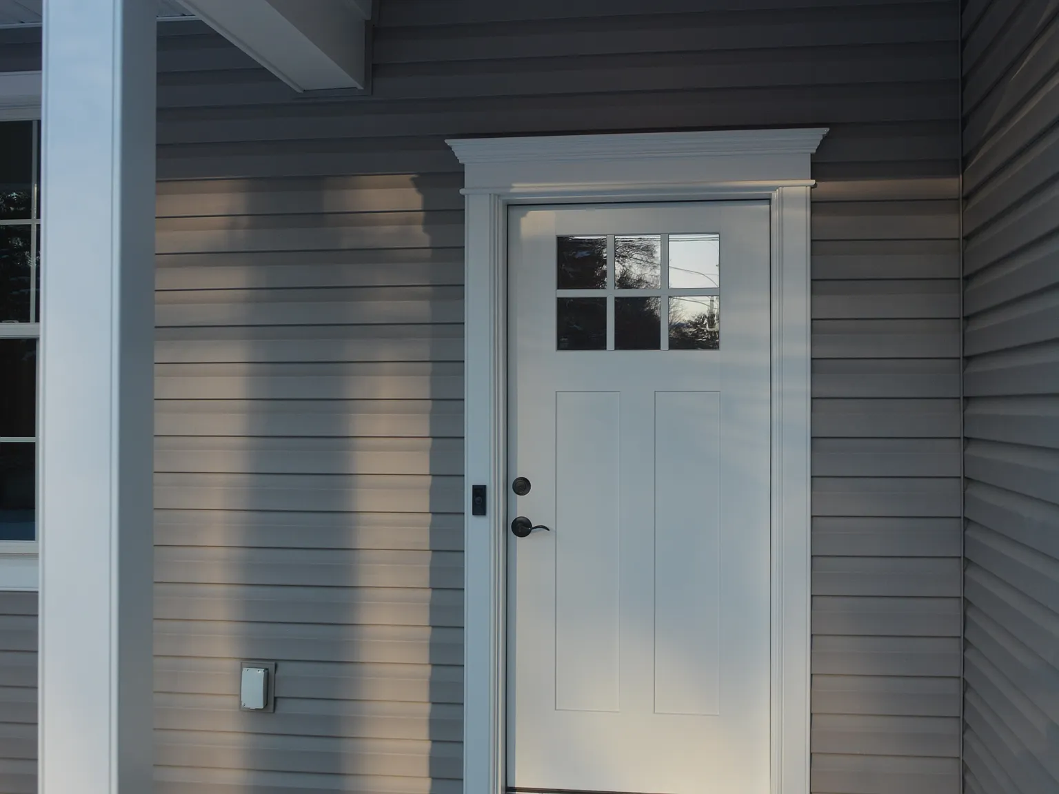 3 bed, 1860 sqft, $3,499 — Photo 3