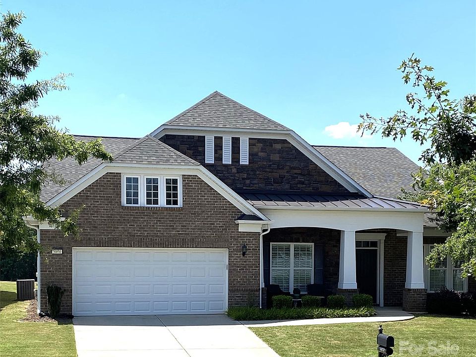 1st image of 5070 Grandview Dr