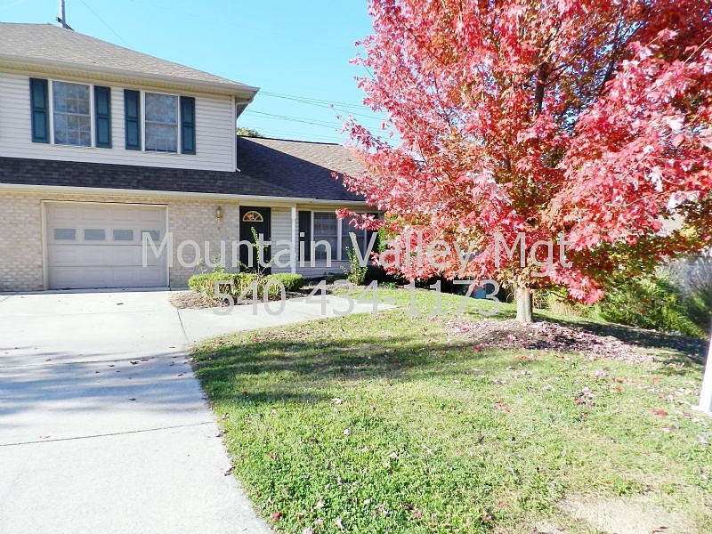 1st image of 1095 Robinhood Ct