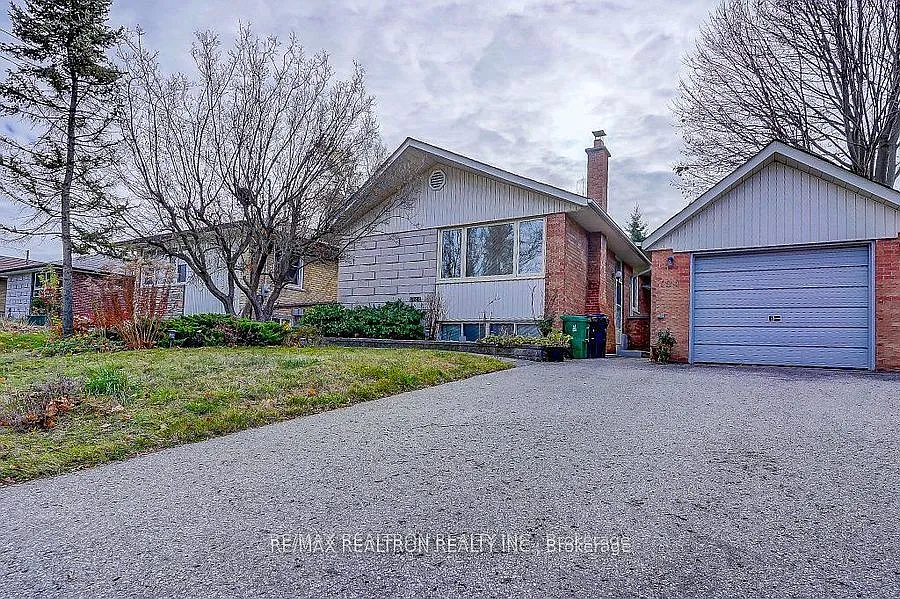 Building Photo - 124 Thicketwood Dr #BSMNT