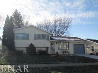 1815 Taft Dr, Normal, IL 61761