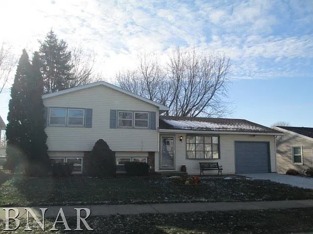 1815 Taft Dr photo 1