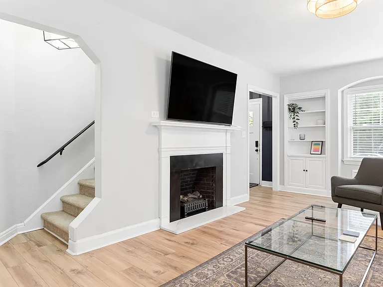 910 Baldwin Ave — Photo 19